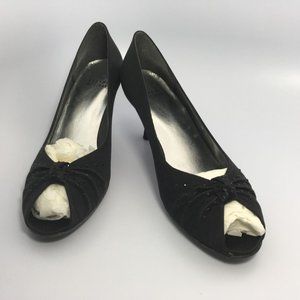 Stuart Weitzman Glotallulah Y215331 Satin Peeptoe